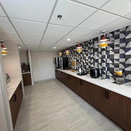 La Quinta By Wyndham St Petersburg-Clearwater-3